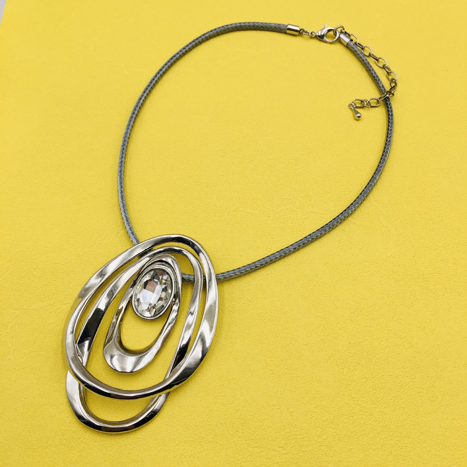 Wholesale Autumn and Winter Alloy Exaggerated Necklaces